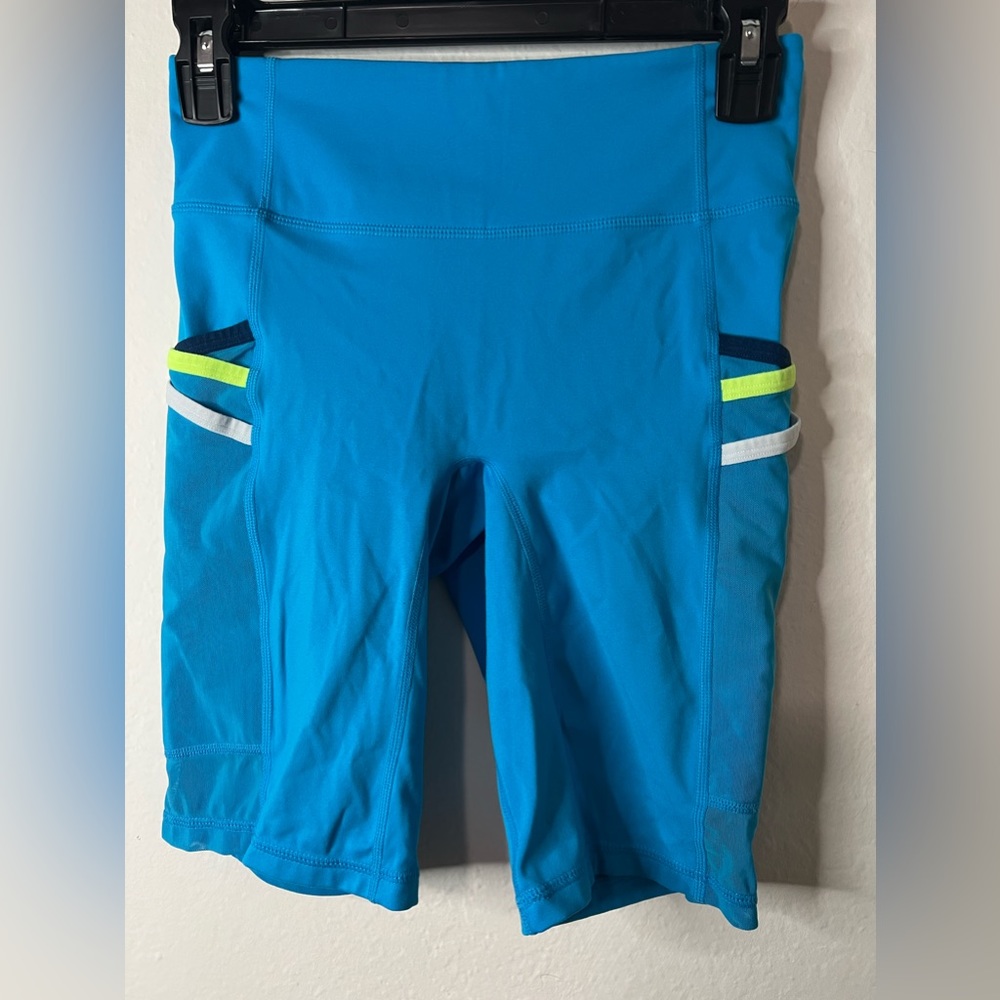 Fabletics all in motion 9’ shorts